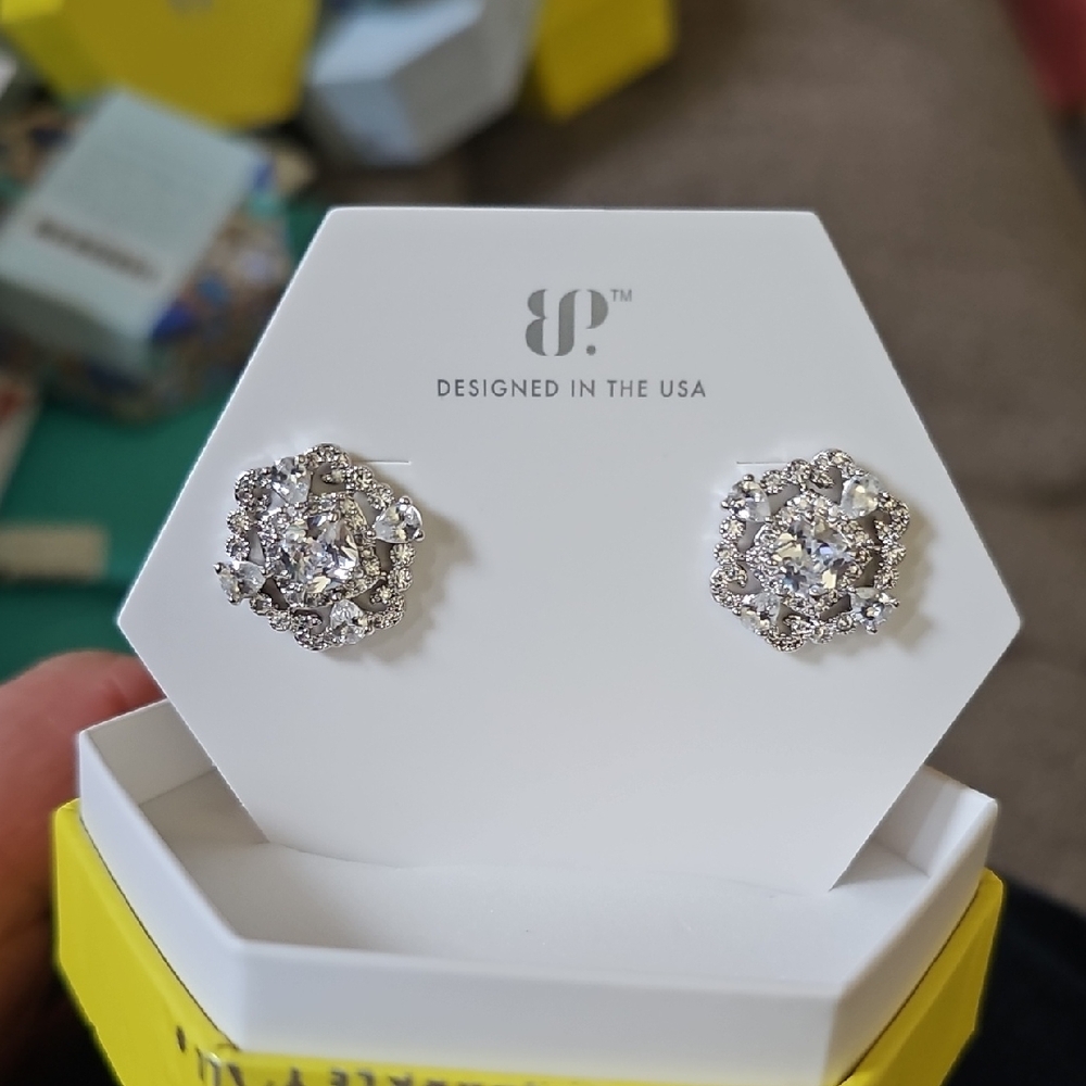 Snowflake Beauties Earrings